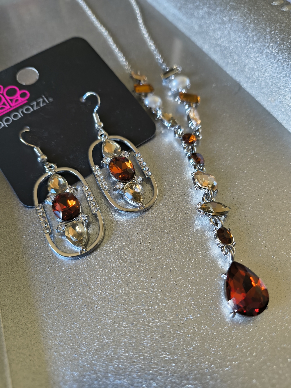 Paparazzi Amber Teardrop Necklace Earring Set